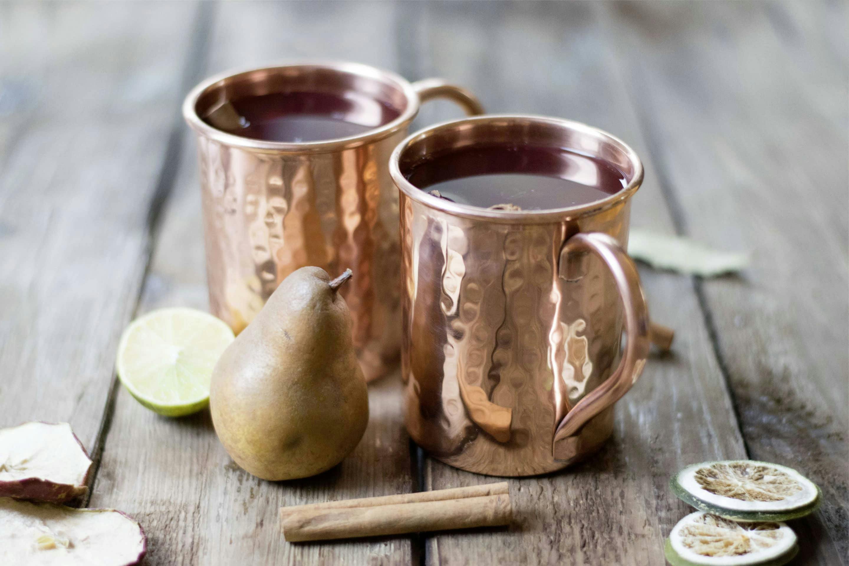 Apfel-Punsch mit Zimt, Vanille und Cardamom